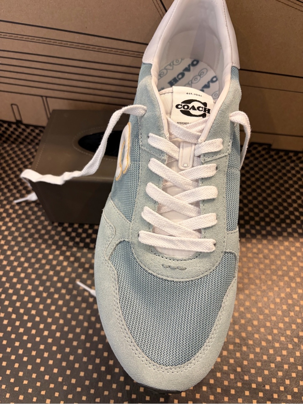 Coach Men’s Sky Blue & White Low-Top Sneaker new with tag - Picture 7 of 9